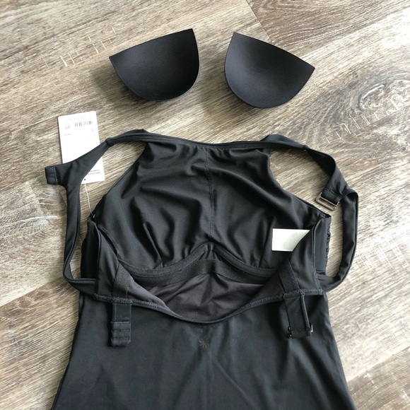 New With Tags Black Maldives Athleta Tankini Top - 34B/32C - Picture 11 of 15